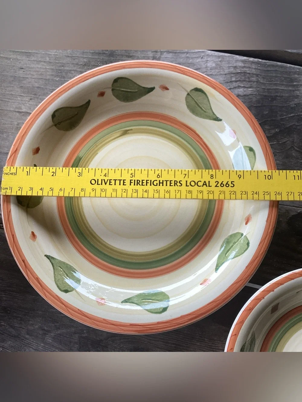 Garden Ridge Mediterranean-look plates - set of plates in 2 sizes